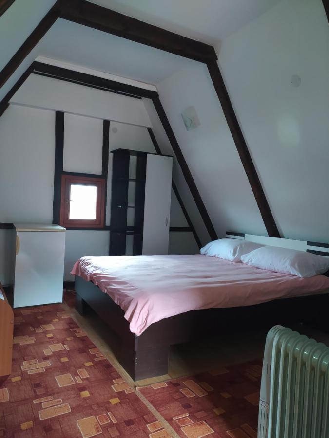 Dedina Kuca 1937 Apartment Мокра гора Екстериор снимка