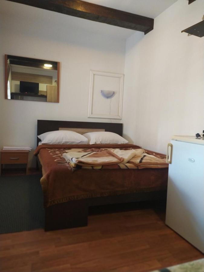 Dedina Kuca 1937 Apartment Мокра гора Екстериор снимка